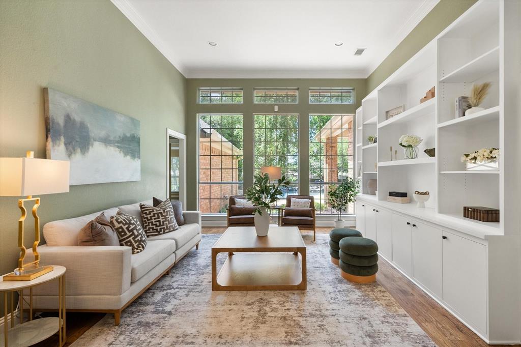 900 Ownby Lane
