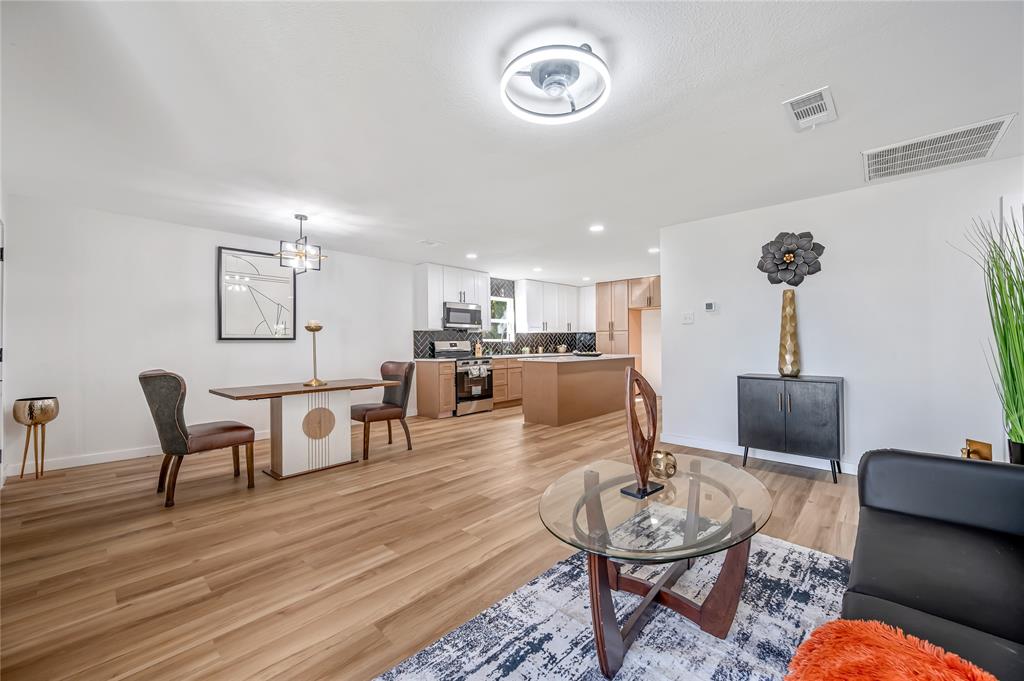 Chamberlain Arlington Heights 2nd - Residential