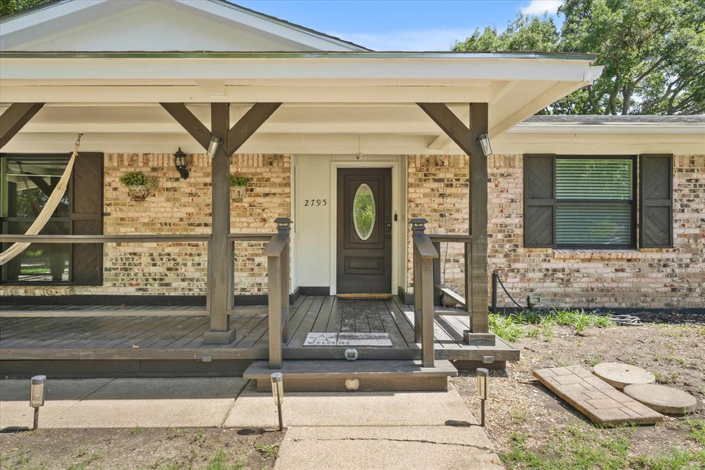 2795 Beechmont Drive