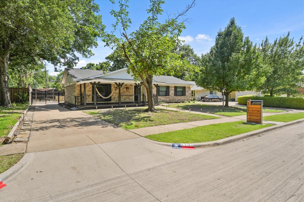 2795 Beechmont Drive