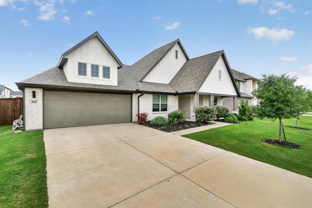 219 Mockingbird Drive