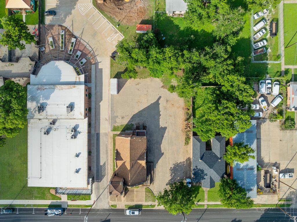 629 S 8th Street