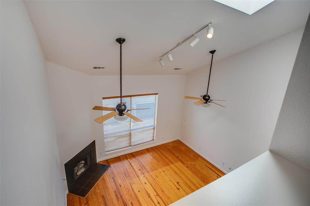 SAN JACINTO STREET TOWNHOMES - Residential