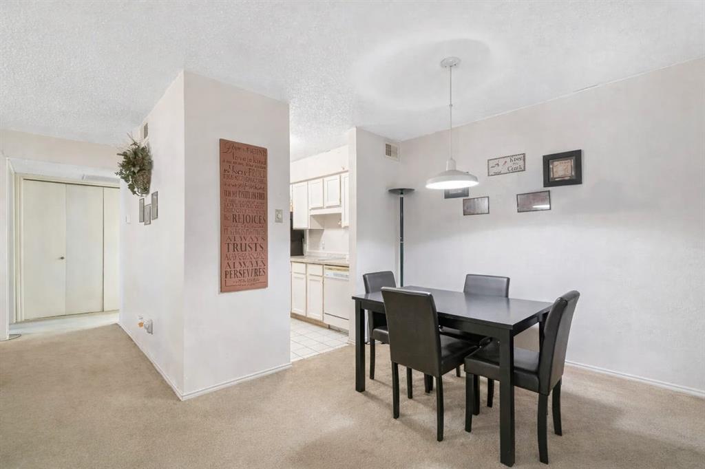 Oakhollow Condo - Residential