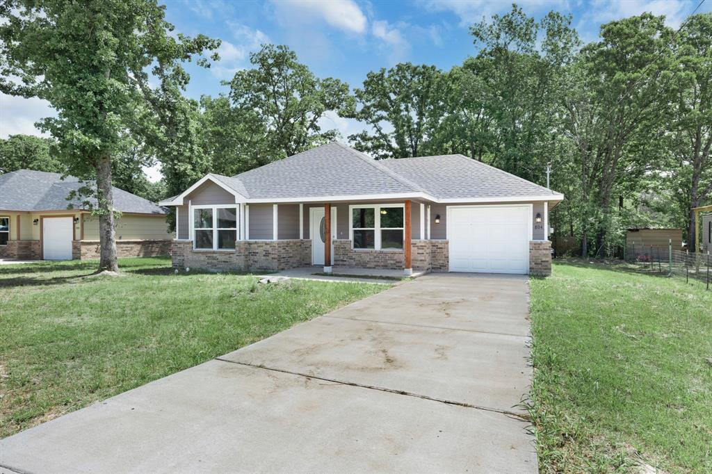 804 Hemlock Drive