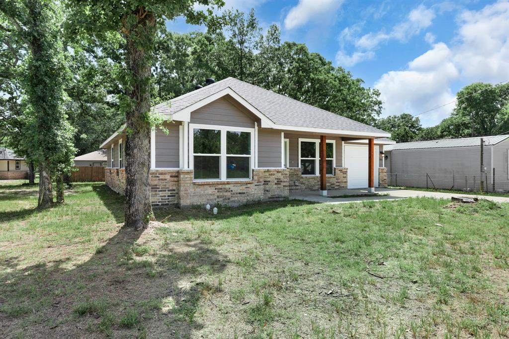 804 Hemlock Drive