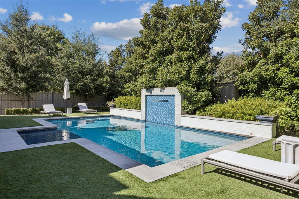 Crestmanor Estates - Residential