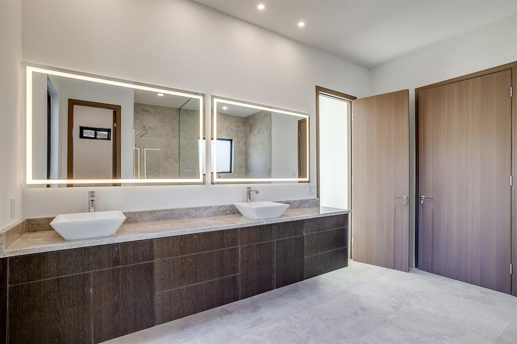 Lake Ridge - Residential