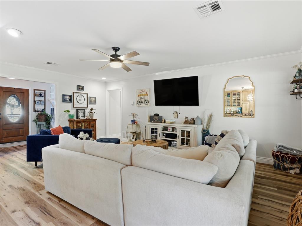 Lake Country Estates Add - Residential