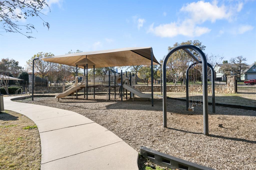 Mountain Valley Lake Tr - Residential