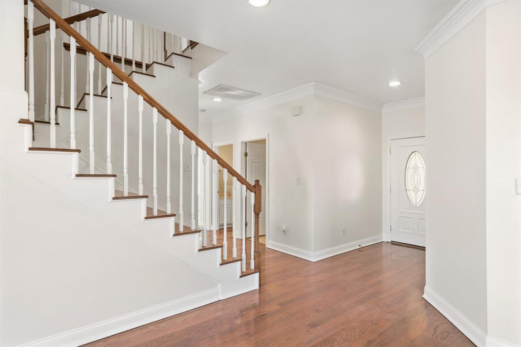 Mountain Valley Lake Tr - Residential