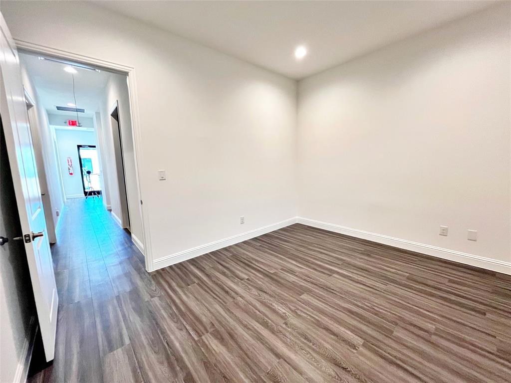 S13638 - Commercial Lease