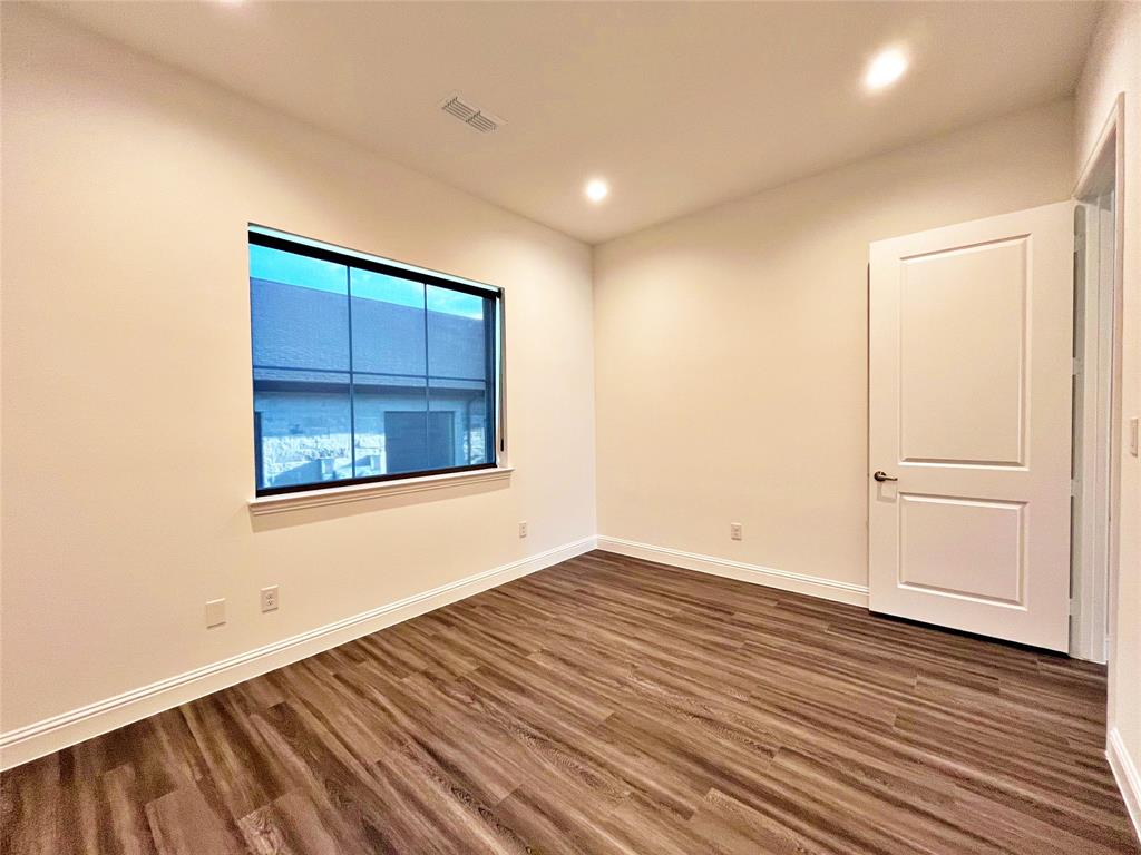 S13638 - Commercial Lease