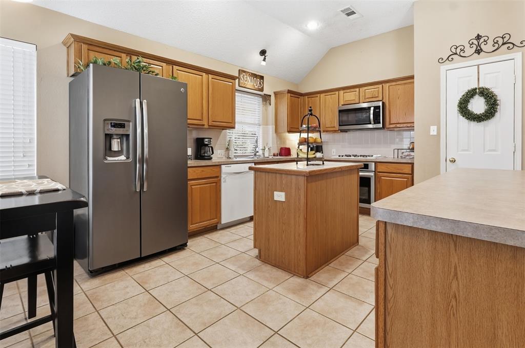 2110 Perry Drive