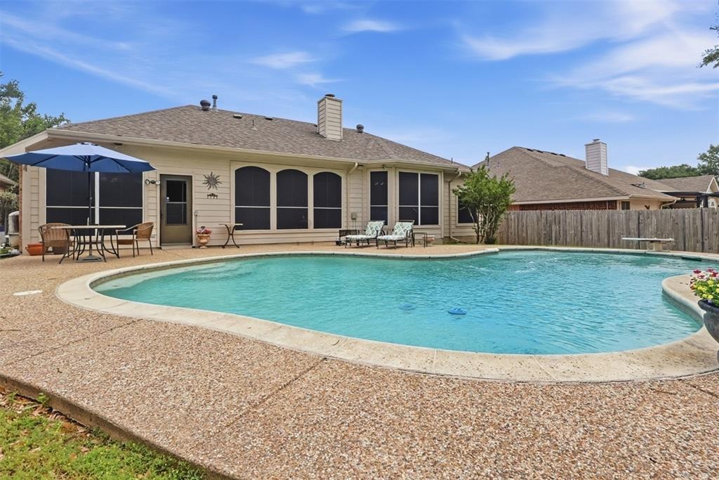 2110 Perry Drive