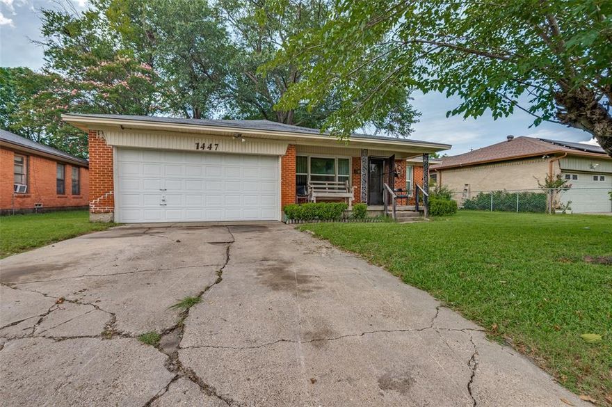 Come re-imagine this 3 bed home in Piedmont Park of Southeast Dallas just minutes from Downtown. The property is to be sold as-is via court ordered receivership