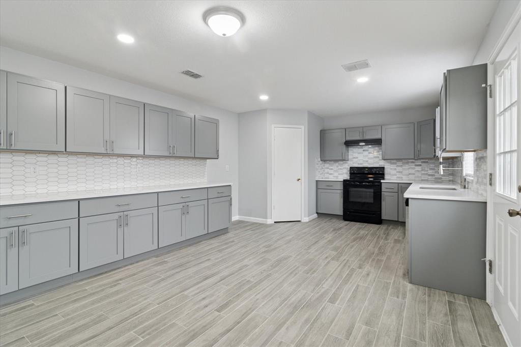 Creek Hollow 01 - Residential Lease