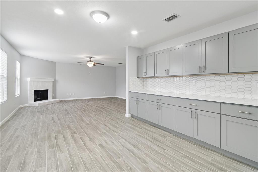 Creek Hollow 01 - Residential Lease