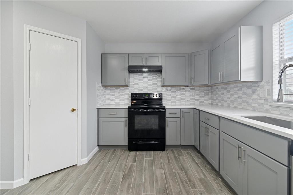 Creek Hollow 01 - Residential Lease