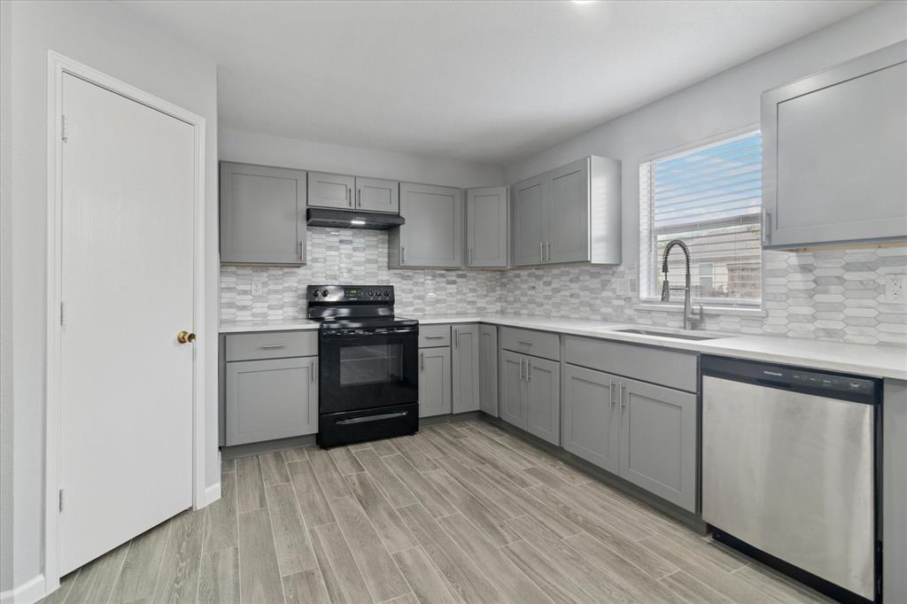 Creek Hollow 01 - Residential Lease