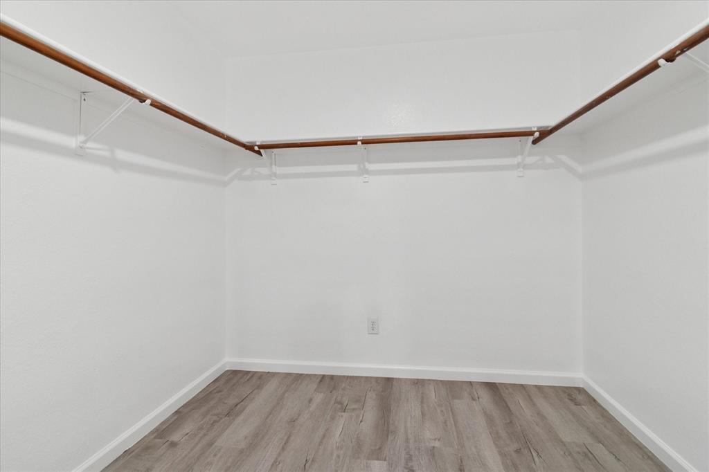 Creek Hollow 01 - Residential Lease