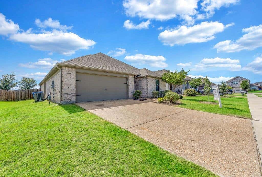 Photo of 4035 Sparrow Trail, Melissa, TX 75454 (MLS # 21305974)