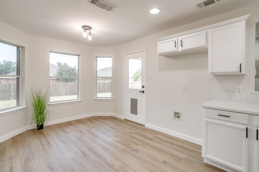 Mistletoe Hill Ph I & II - Residential