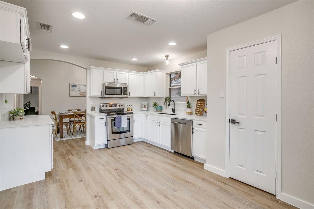 Mistletoe Hill Ph I & II - Residential