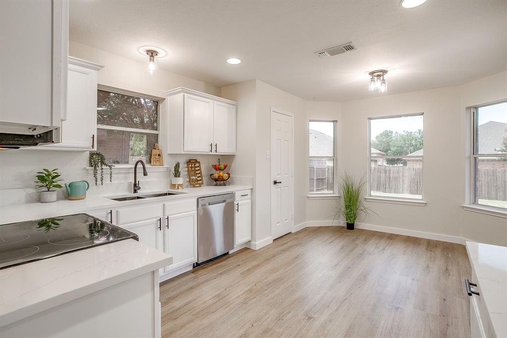 Mistletoe Hill Ph I & II - Residential