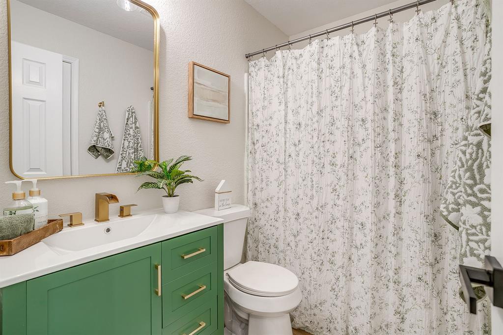 Mistletoe Hill Ph I & II - Residential