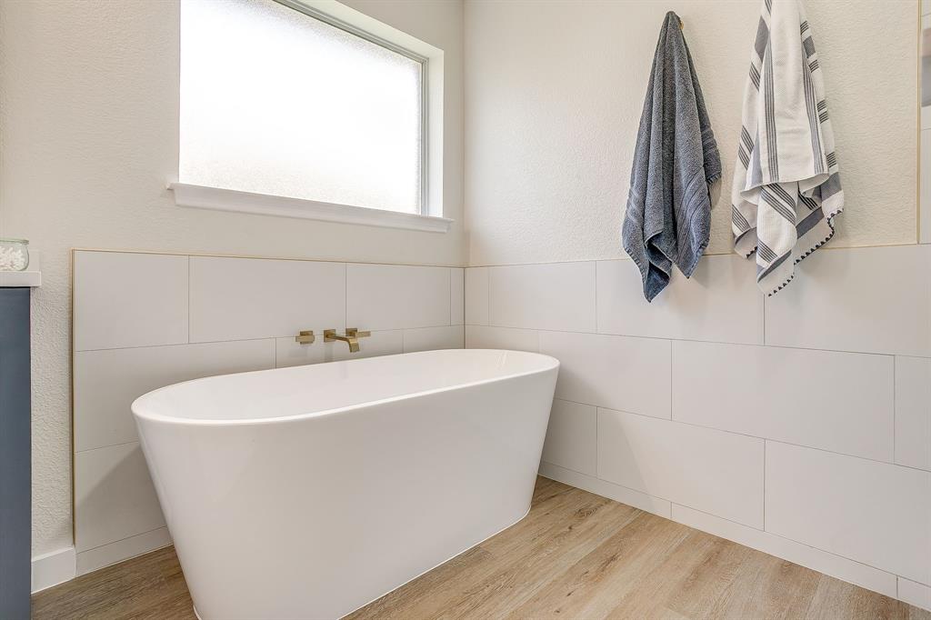 Mistletoe Hill Ph I & II - Residential