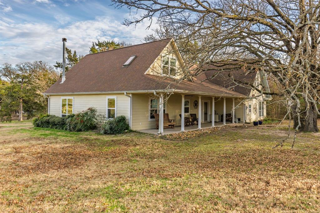 Photo of 1801 Private Road 3340, Greenville, TX 75402 (MLS # 21349321)