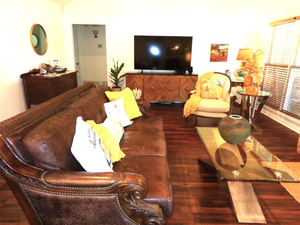 Suburban Estates 2 - Residential