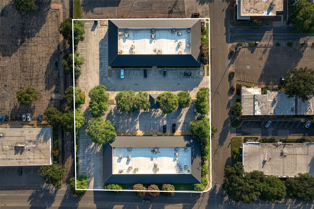 Lake Air Center - Commercial Sale