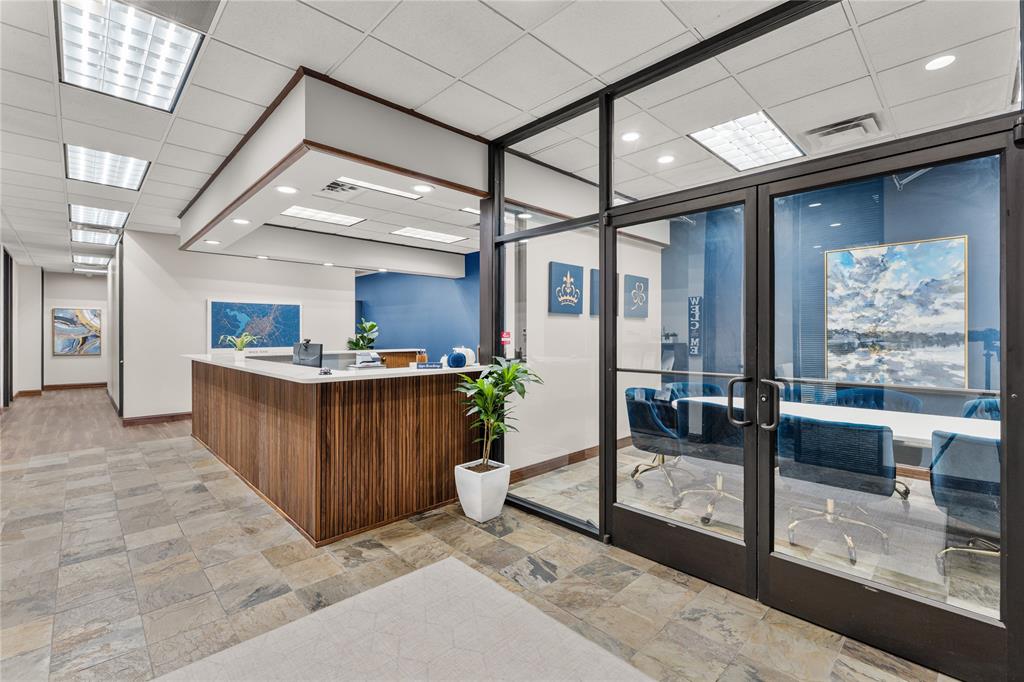 Lake Air Center - Commercial Sale