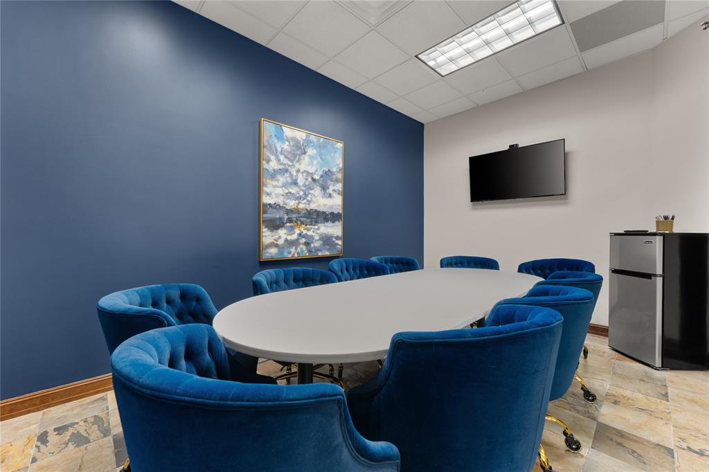 Lake Air Center - Commercial Sale