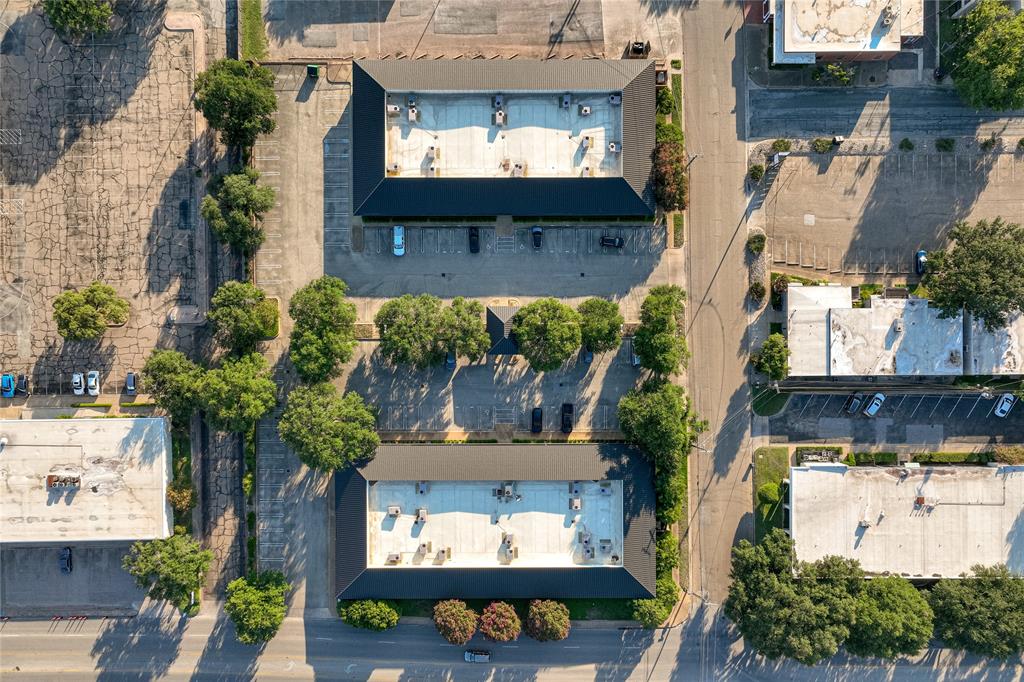 Lake Air Center - Commercial Sale