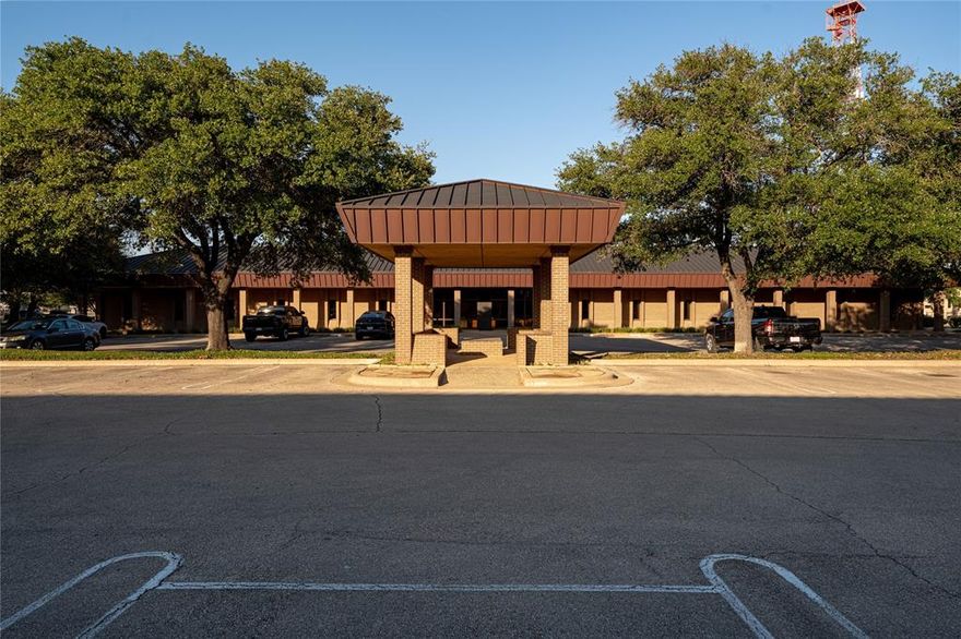Multi-Tenant Office Portfolio 100% Leased

Exceptional opportunity to acquire a 31,000 SF multi-tenant office portfolio in the heart of Waco’s fast-growing I-35 corridor market. The property is 100% occupied with a diversified tenant mix, providing immediate income and long-term stability. Priced well below replacement cost, this investment offers strong rent growth potential.

The portfolio’s central location provides excellent visibility and accessibility, making it a strong fit for a wide range of users. This asset is well-suited for local and regional investors, 1031 exchange buyers, or owner-occupants planning for future expansion. With Waco’s steady economic base and strategic position along the I-35 growth corridor, this offering delivers both dependable cash flow and future upside.