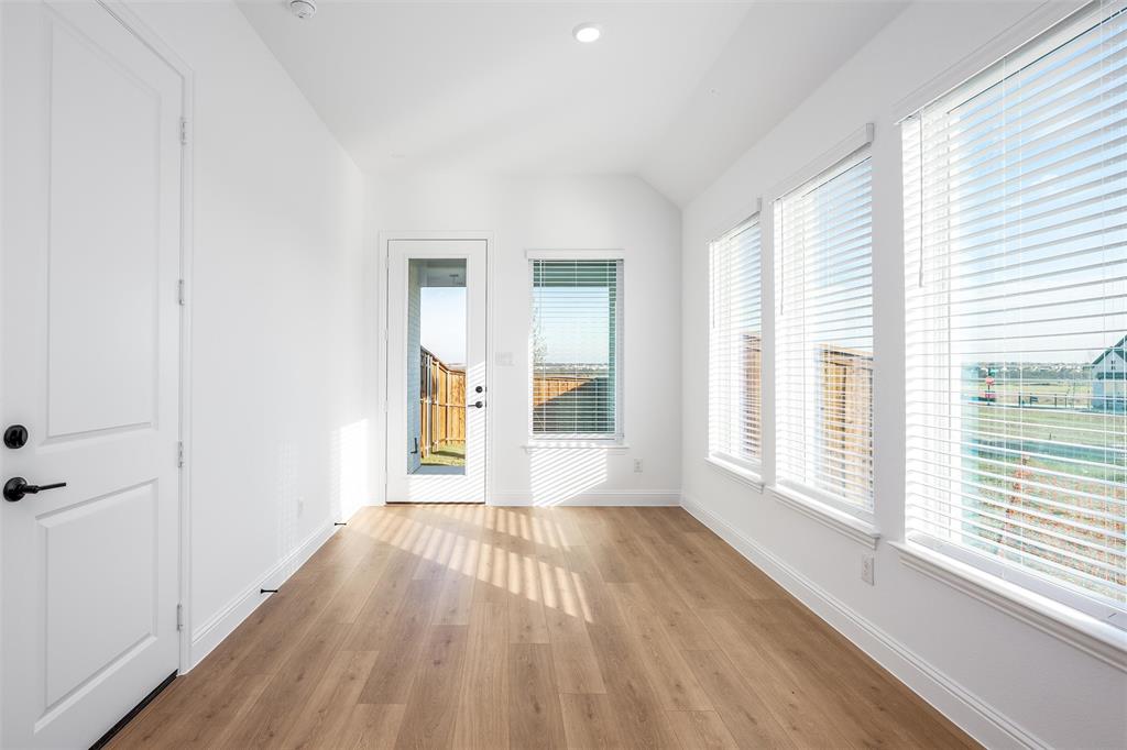 Ranch-Uptown Ph One - Residential Lease