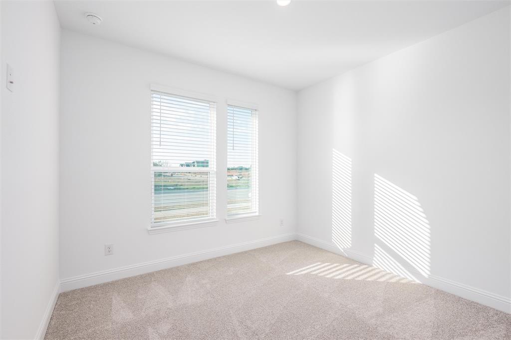 Ranch-Uptown Ph One - Residential Lease