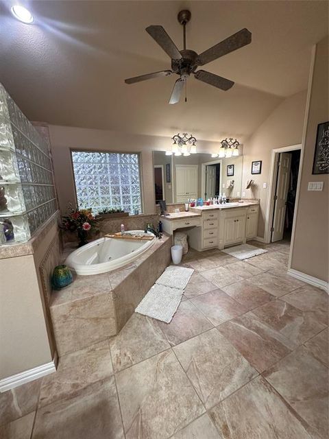 A home in Granbury