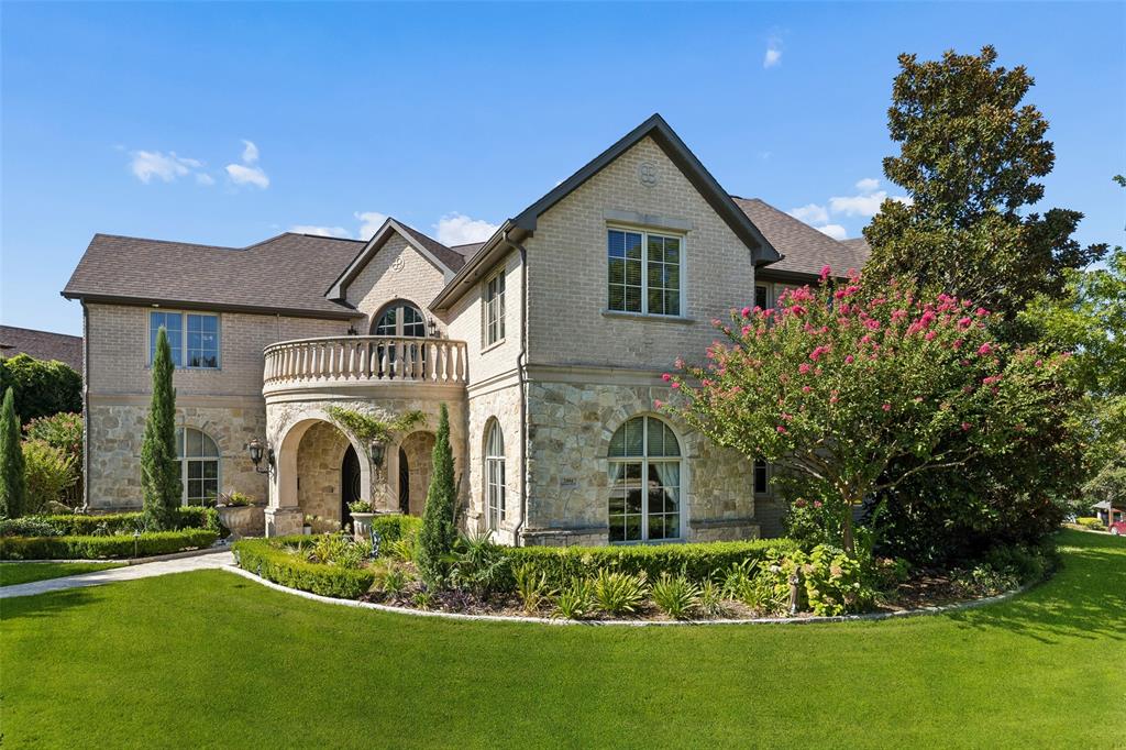 2404 Hollow Hill Lane
