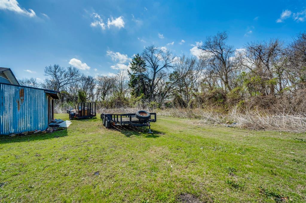 E Bellow - Commercial Sale