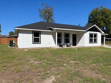 251 E Ft  Worth Avenue Cooper TX 75432