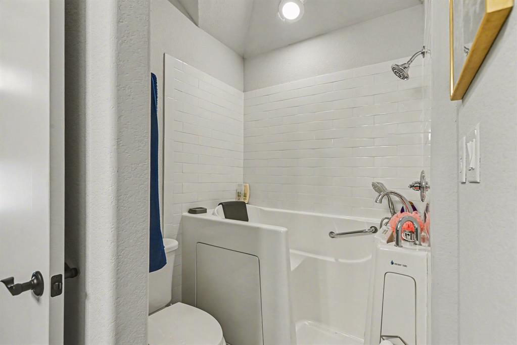 Grand Harbor On Lake Bridgeport - Residential