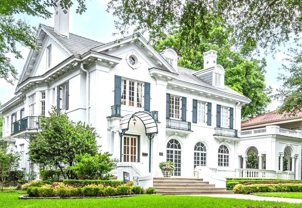 Munger Place - Residential