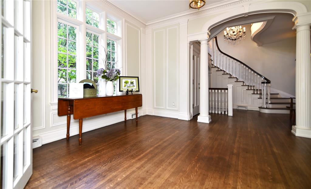 Munger Place - Residential