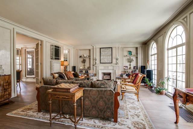 Munger Place - Residential