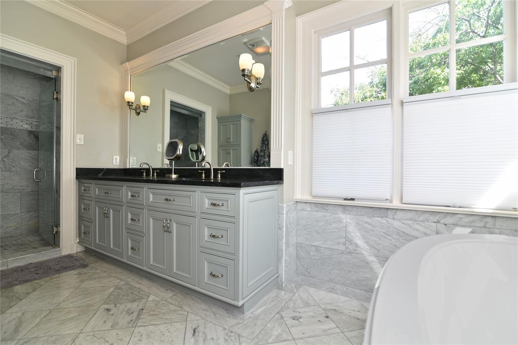 Munger Place - Residential