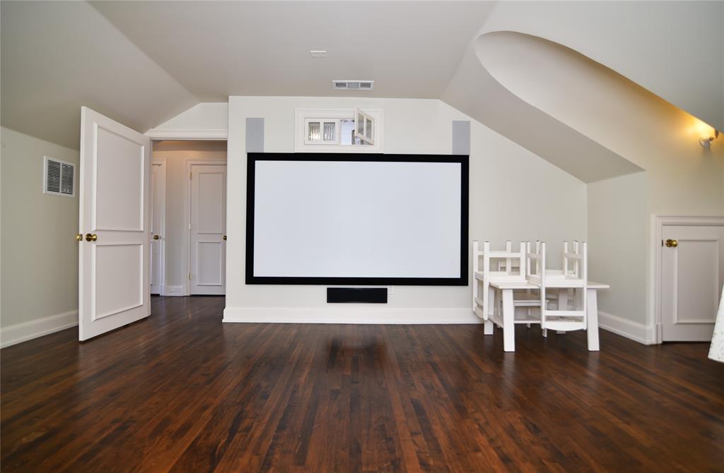 Munger Place - Residential